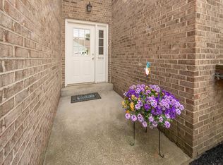 5313 Country Club Ln, Burlington, KY 41005