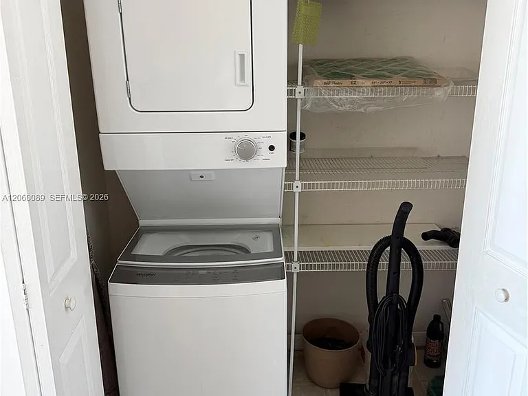 2665 SW 37th Ave #813 — Photo 7
