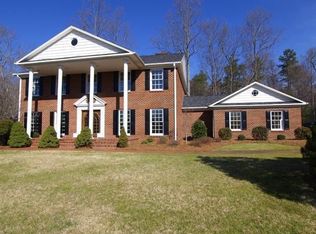 1300 Brookfield Ct, High Point, NC 27262