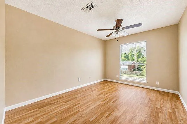 1846 Hollister St #7 — Photo 19