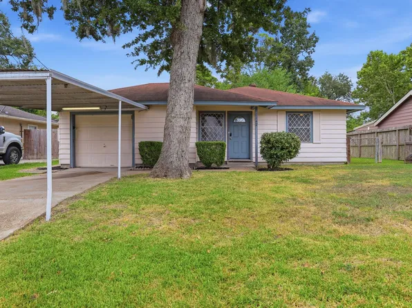 9242 Forest View St, Houston, TX 77078