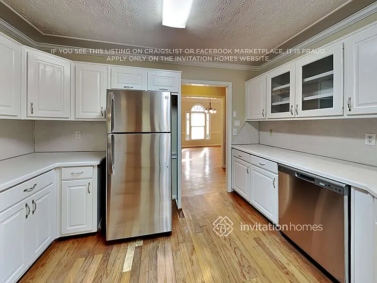 1700 Little Brook Dr SW — Photo 5