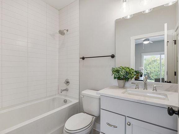 5th image of 312 Becanni Ln