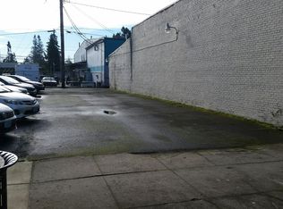 808 E 1st St, Newberg, OR 97132