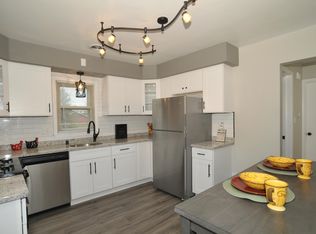 4653 S Ahmedi Ave, Saint Francis, WI 53235