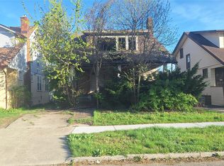 85 Geneva St, Highland Park, MI 48203