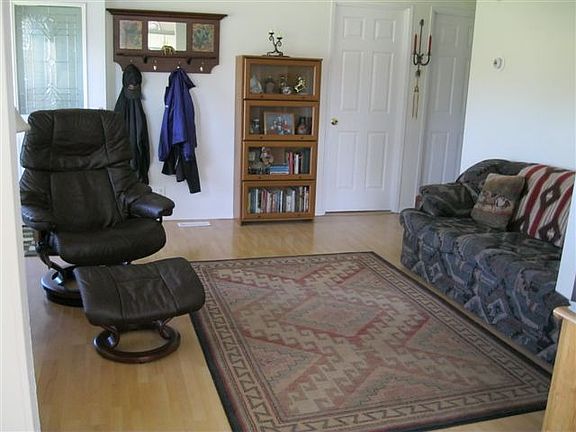 4th image of 244 171st Ave SE