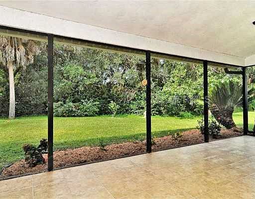 5th image of 6160 Nicole Ct