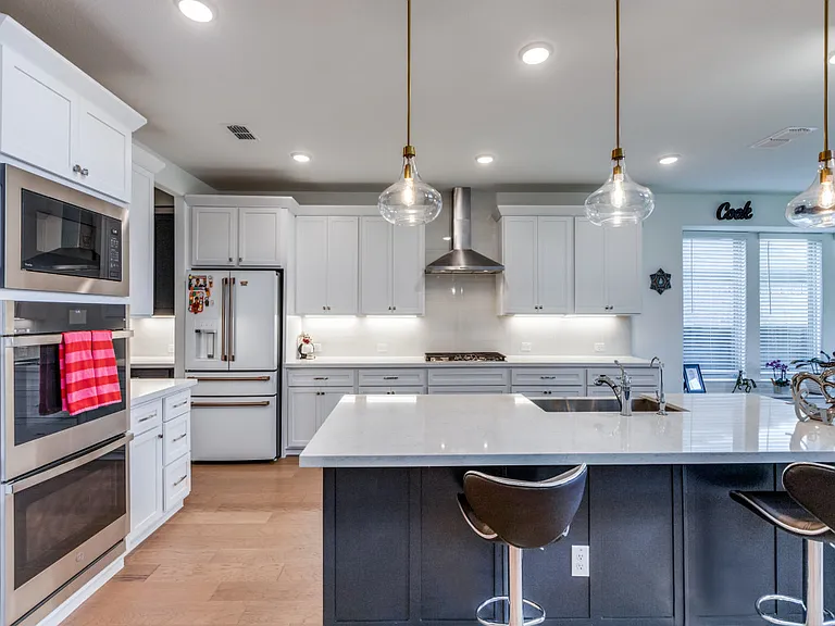 1701 Rain Lily St — Photo 8