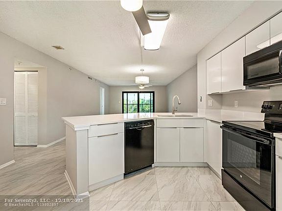 2nd image of 2205 S Cypress Bend Dr APT 405