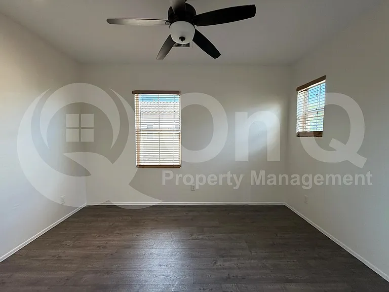 1104 E Gail Dr — Photo 14