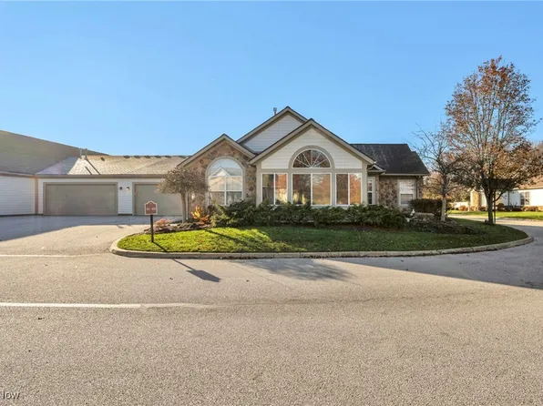 455 Classic Dr, Tallmadge, OH 44278