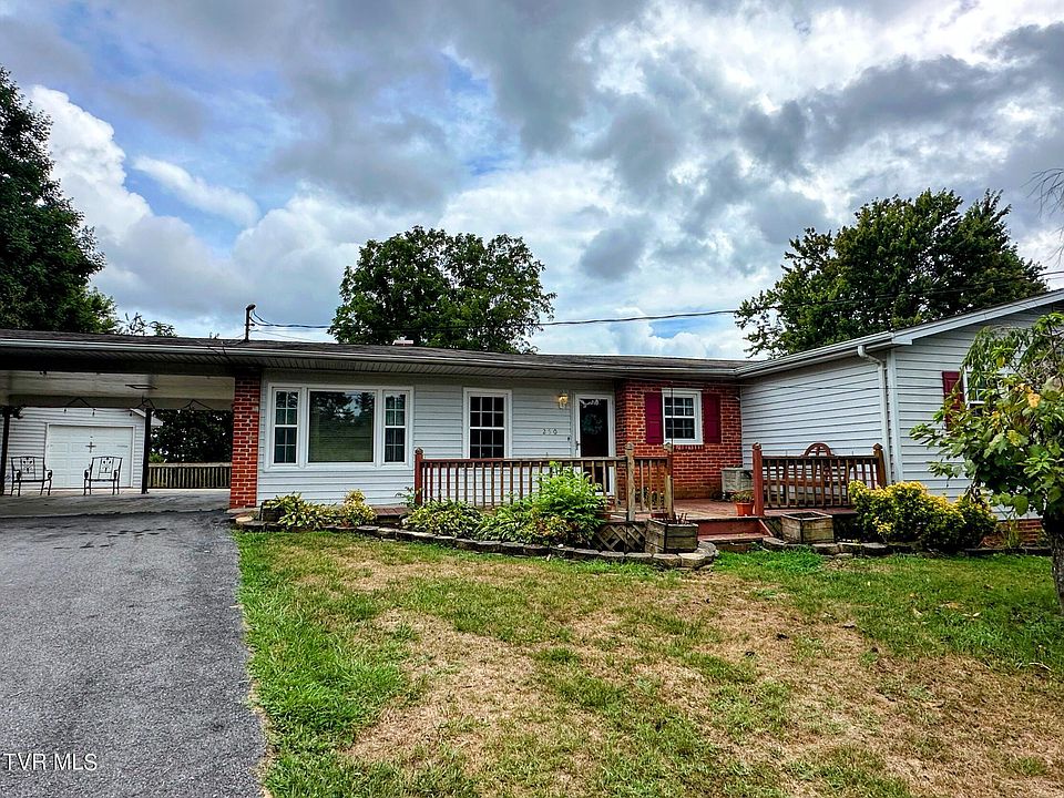 1st image of 250 Blackburn Cir