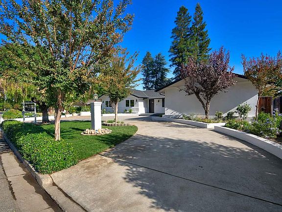 2nd image of 12544 Radoyka Dr