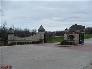 2nd image of 1085 Stonecastle Dr