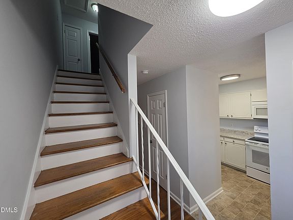 4th image of 506 N Greensboro St APT 35