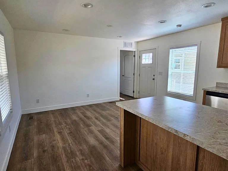 1409 N French St #28 — Photo 9