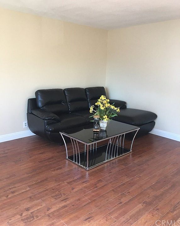 1st image of 1518 Palm Ave APT I