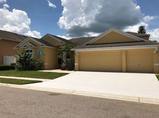 327 Coventry Rd, Davenport, FL 33897