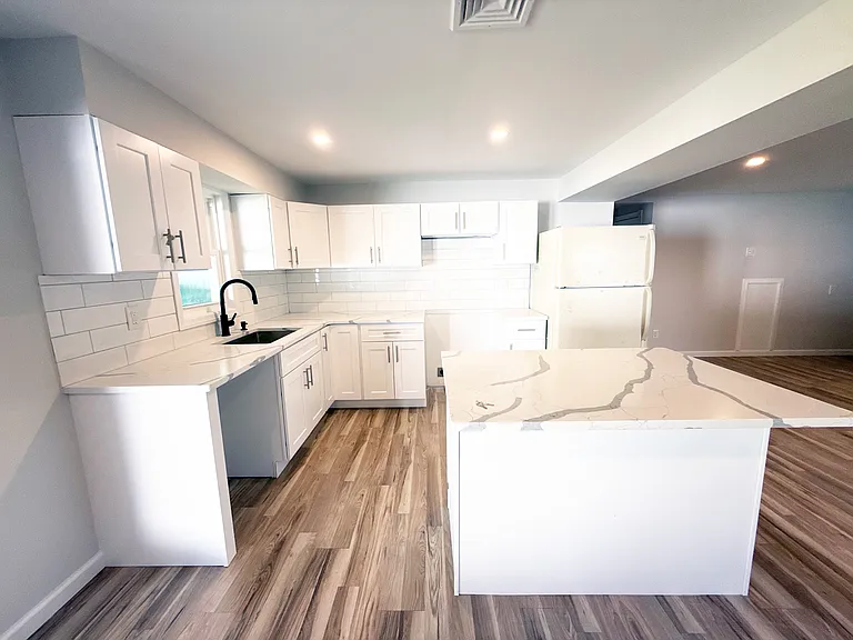 12 Wesleyan Rd #2 — Photo 16