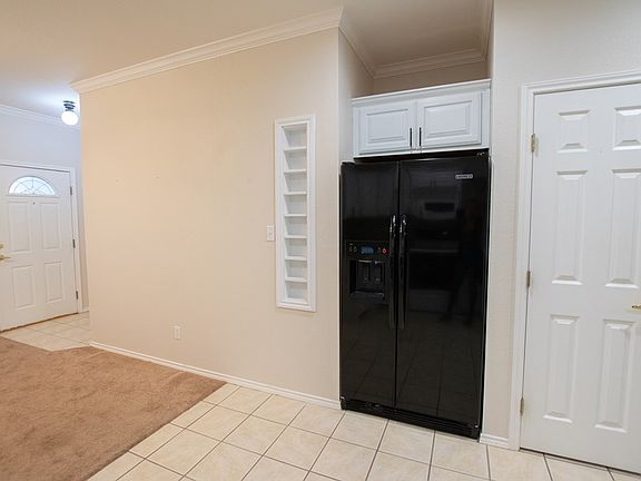 5th image of 4724B Harvard Ave