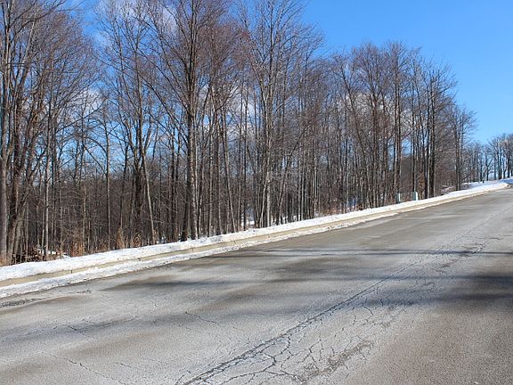 2nd image of 17 Timberland Dr