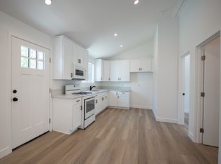 230 W Harvard Blvd #25, Santa Paula, CA 93060