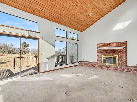 2nd image of 5765 Thunder Hill Road