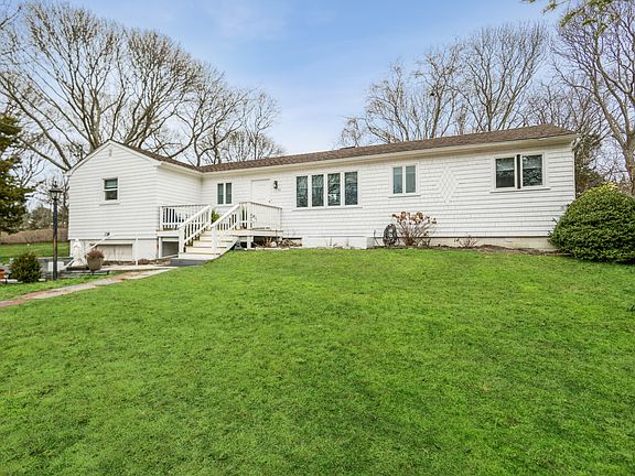 2nd image of 38 Parkway Dr