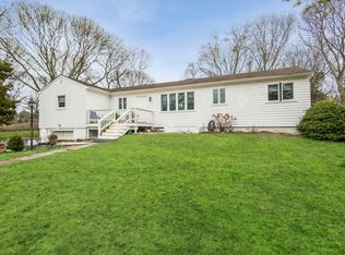 38 Parkway Dr, Sag Harbor, NY 11963