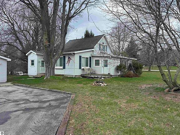 2nd image of 8641 Us Highway 31 N