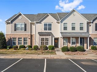 833 Federal Hall Ln, Kernersville, NC 27284