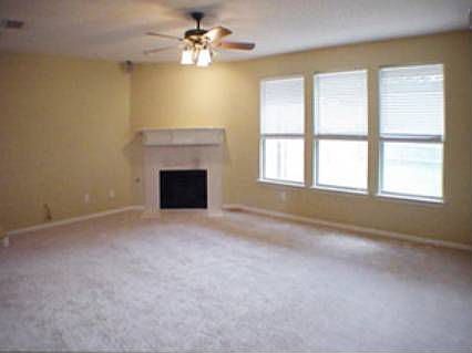 4th image of 3909 Rose Ct