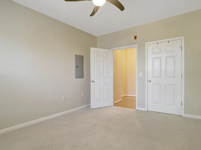 2301 25th St S #4-412 — Photo 13