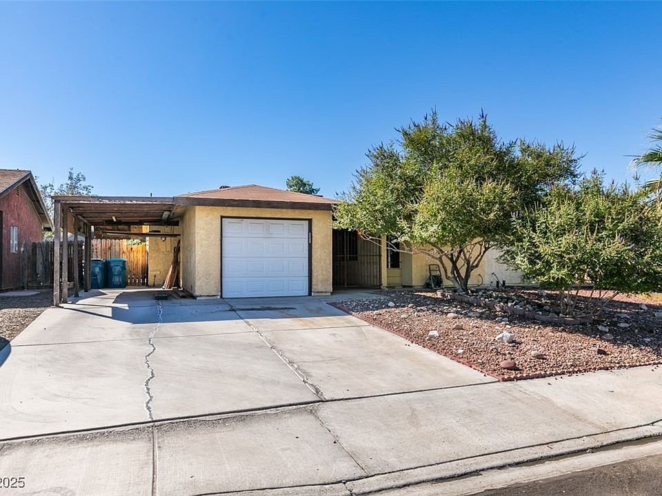 1st image of 4709 Mahogany Dr
