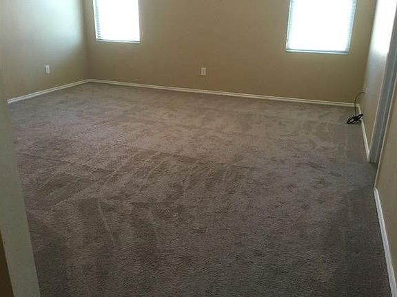 4th image of 2636 Shorewood Dr