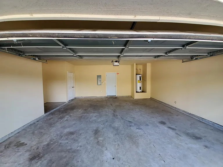 7736 Osakwe St — Photo 25