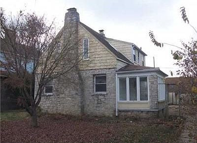 2nd image of 215-217 Brehl Ave