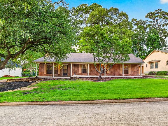 3rd image of 107 Greenbriar Dr