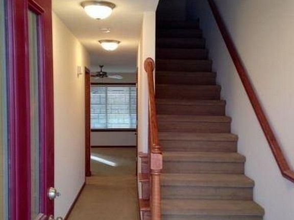 2nd image of 5520 Stone Crest Ct