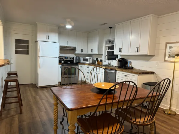 1785 Hazan Ct #2, Mount Pleasant, SC 29464