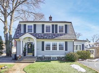 15 York St, Andover, MA 01810