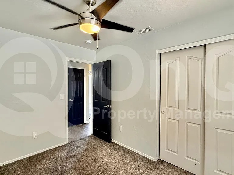 2075 E Appaloosa Rd — Photo 12