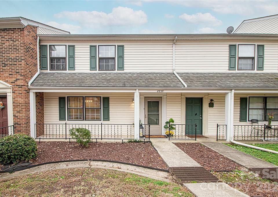 1st image of 8839 Hunter Ridge Dr