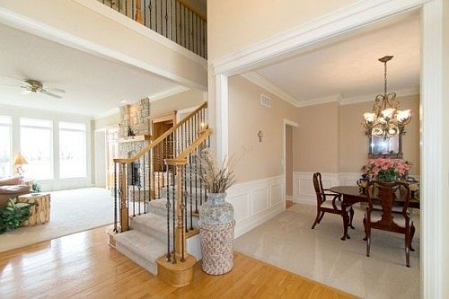 2nd image of 27325 Highland Dr
