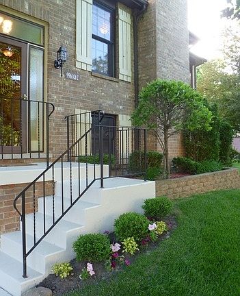 4th image of 9961 Cambridge Dr