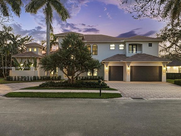 5th image of 3303 W Stonebrook Cir