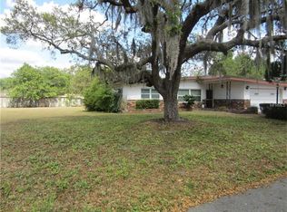 5617 Forest Hills Dr, Holiday, FL 34690