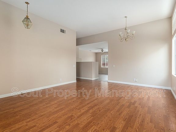 5th image of 40568 Angelica Dr