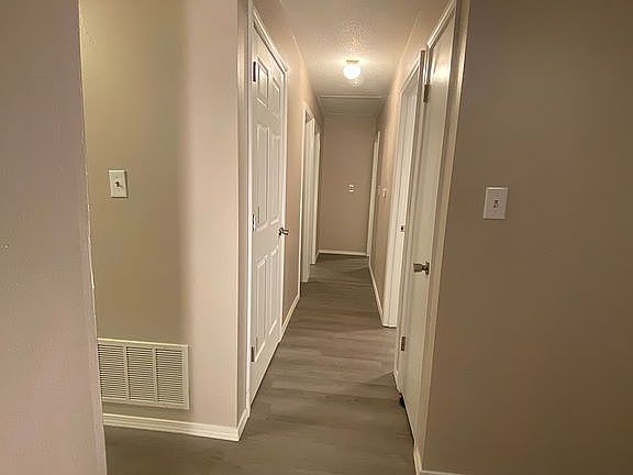 5th image of 106 Majors St